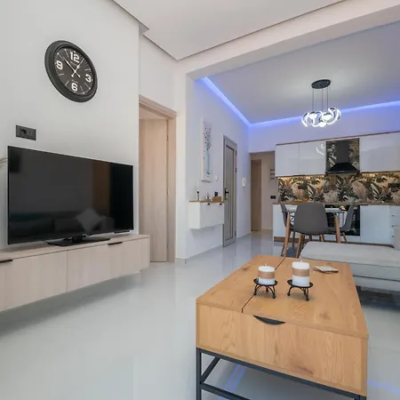 Apartment Eleana's By 